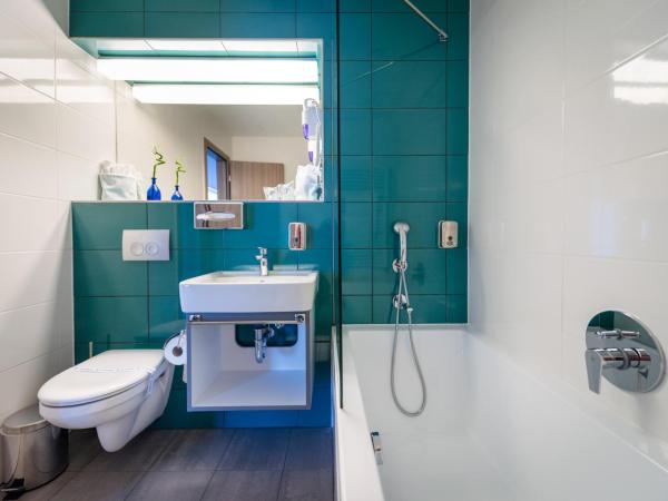 Hotel Yacht Wellness & Business : photo 7 de la chambre suite supérieure