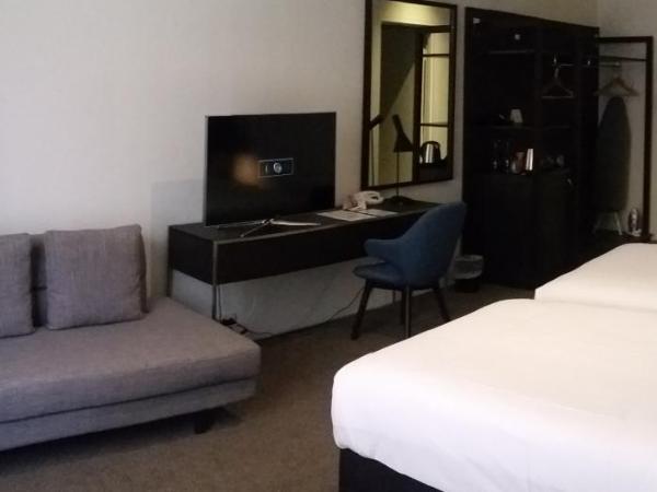 Silkari Urban CKS Sydney Airport Hotel : photo 5 de la chambre chambre lits jumeaux supérieure