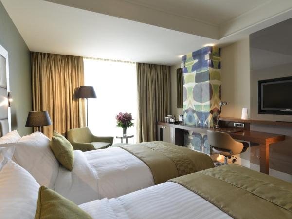 Wyndham Grand Istanbul Europe : photo 3 de la chambre chambre lits jumeaux de luxe - non-fumeurs