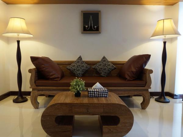 My Chiangmai Boutique Lodge : photo 7 de la chambre suite lit king-size avec balcon