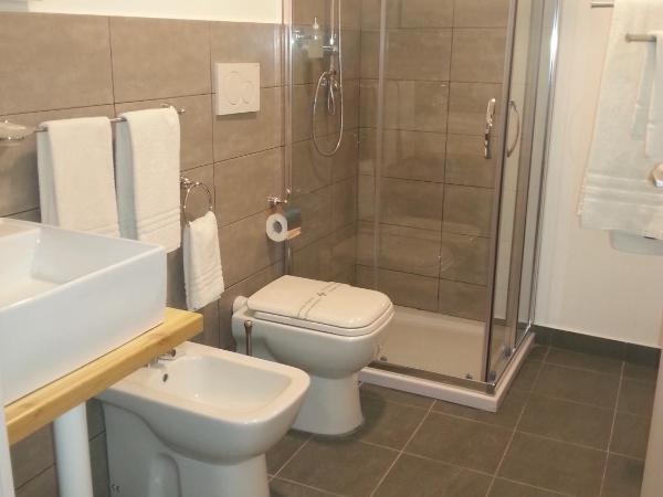 Umberto House Catania : photo 6 de la chambre chambre quadruple standard