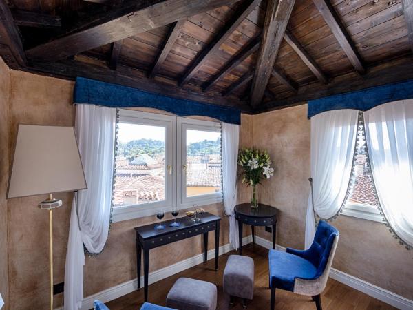 Palazzo Roselli Cecconi : photo 10 de la chambre suite tour - duplex