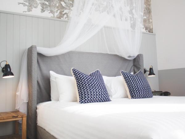 Hotel Palisade : photo 5 de la chambre suite 1 chambre lit king-size noel banfield