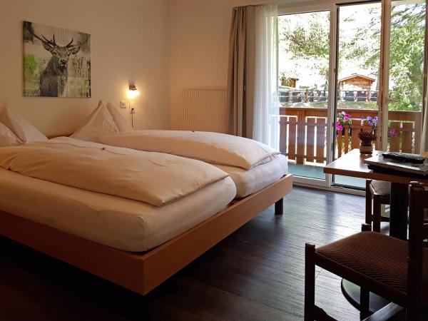 Park-Hotel Saas- Fee : photo 3 de la chambre chambre double cosy