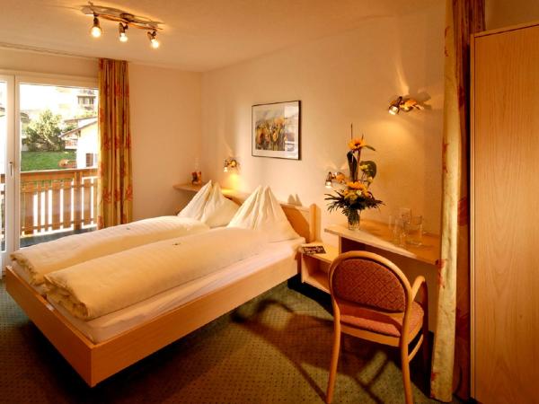 Park-Hotel Saas- Fee : photo 2 de la chambre chambre triple
