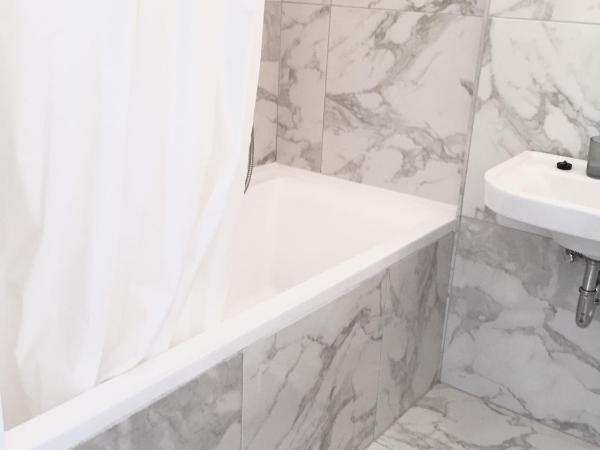 Hello Puli Parliament : photo 1 de la chambre family suite ii