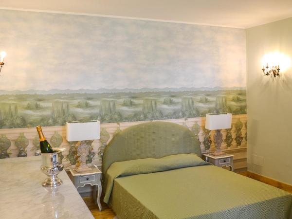 Relais La Rupe : photo 10 de la chambre chambre double avec patio