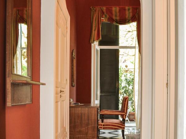 Relais La Rupe : photo 7 de la chambre chambre double avec terrasse