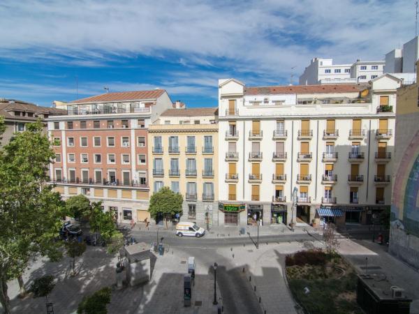 Petit Palace Plaza del Carmen : photo 7 de la chambre chambre quadruple avec balcon