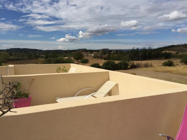 Logis Hôtel Le Manoir & Lounge : photo 7 de la chambre chambre lits jumeaux avec terrasse