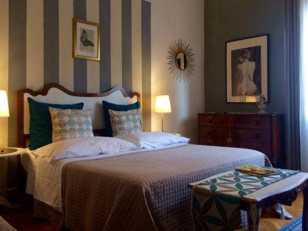 Ay Home B&B : photo 2 de la chambre chambre double avec salle de bains commune