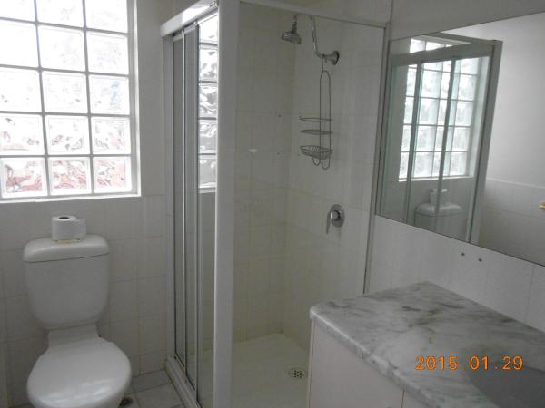 Harringtons102 : photo 1 de la chambre petite chambre double