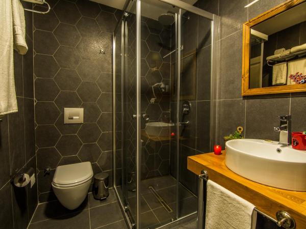 Kuzen Otel : photo 10 de la chambre chambre double