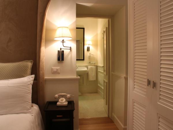 Hotel Bologna ***S : photo 2 de la chambre chambre double ou lits jumeaux