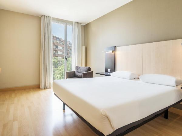 Ilunion Auditori : photo 3 de la chambre chambre double ou lits jumeaux