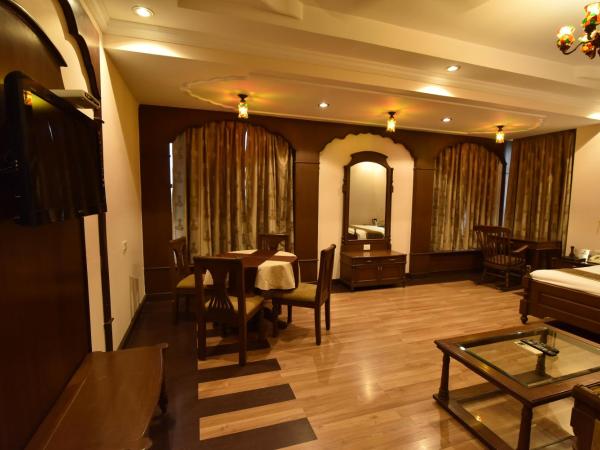 Hotel Niky International : photo 2 de la chambre suite deluxe