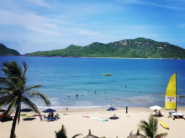 Las Flores Beach Resort : photo 4 de la chambre suite junior avec kitchenette - vue mer