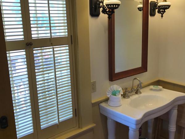 Cosmopolitan Hotel : photo 6 de la chambre chambre lit queen-size avec terrasse