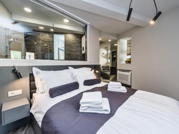 Accommodation Piazzetta Marina : photo 1 de la chambre chambre double deluxe