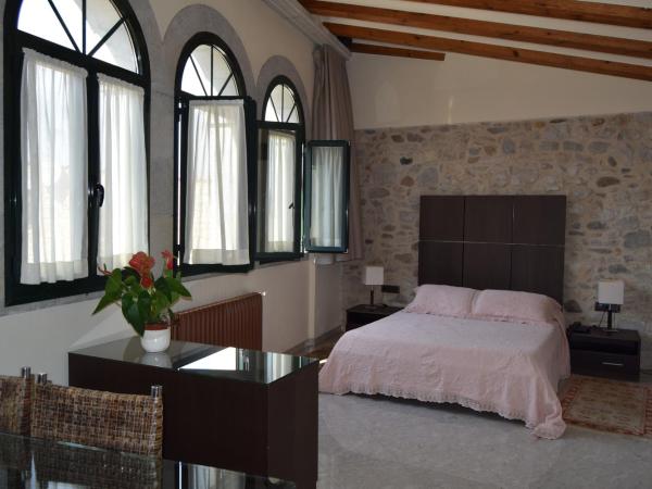 Hotel Històric : photo 3 de la chambre suite