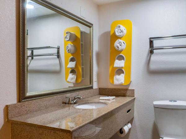 Motel 6-New Orleans, LA - Near Downtown : photo 4 de la chambre chambre 2 lits queen-size - non-fumeurs