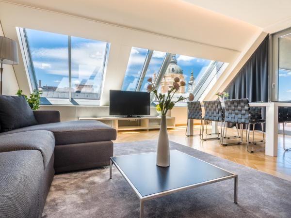 Hotel Moments Budapest by Continental Group : photo 1 de la chambre suite basilique avec terrasse