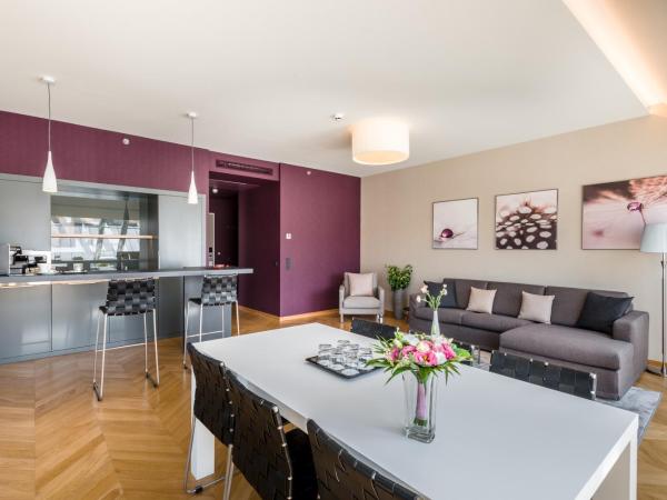 Hotel Moments Budapest by Continental Group : photo 2 de la chambre suite basilique avec terrasse