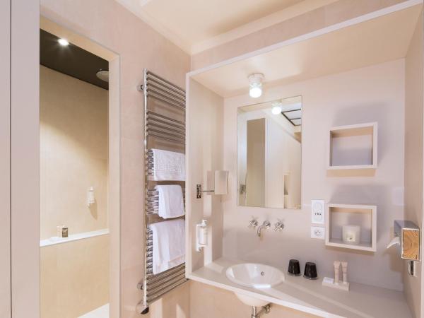 Hotel Le Colombier : photo 3 de la chambre suite