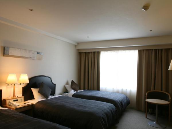 Cypress Garden Hotel : photo 2 de la chambre chambre triple - non-fumeurs