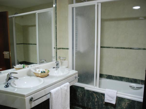 Hotel Los 5 Pinos : photo 2 de la chambre chambre lits jumeaux