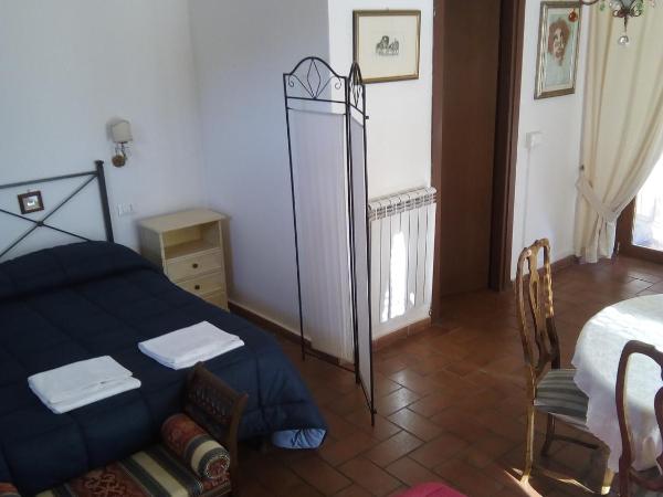 Agriturismo Locanda del Papa : photo 7 de la chambre chambre triple basique