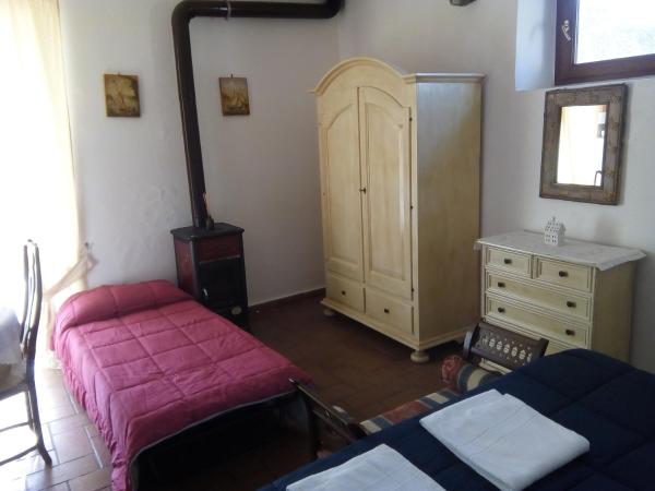 Agriturismo Locanda del Papa : photo 6 de la chambre chambre triple basique