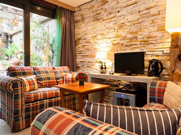 Hotel Diamonds and Pearls : photo 1 de la chambre cottage (4 adultes) avec terrasse