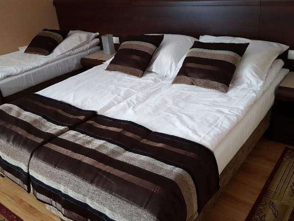 Dom Gościnny Korab : photo 2 de la chambre chambre quadruple avec salle de bains