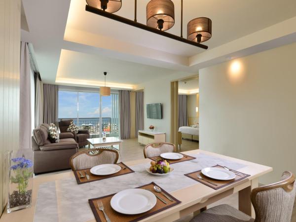 Hisea Huahin Hotel : photo 4 de la chambre suite lit king-size - vue sur mer