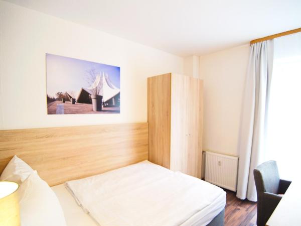 BlnCty Hotel : photo 1 de la chambre grande chambre simple
