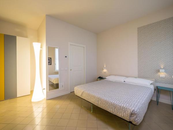 Hotel Forlanini 52 : photo 4 de la chambre chambre double