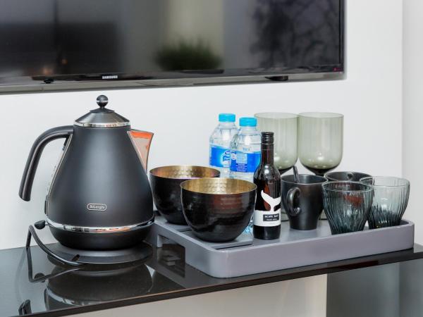 Hotel 55 : photo 9 de la chambre chambre double - vue sur rue