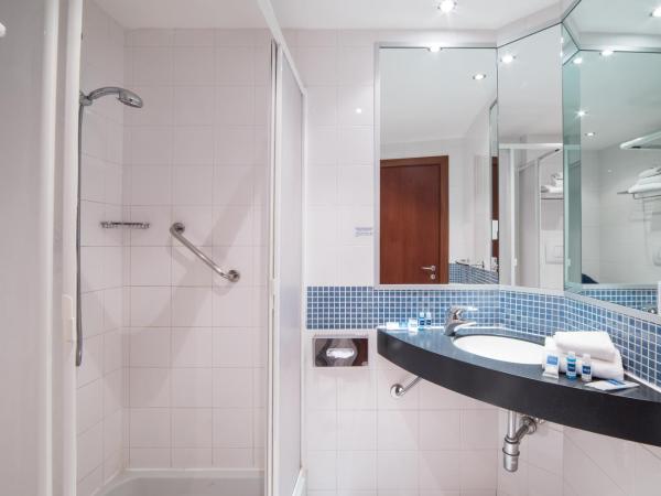 Idea Hotel Torino Mirafiori : photo 5 de la chambre chambre triple standard