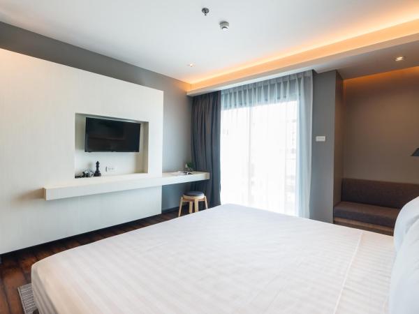 Sea Me Spring Tree Hotel : photo 1 de la chambre chambre double de luxe avec baignoire - vue sur mer