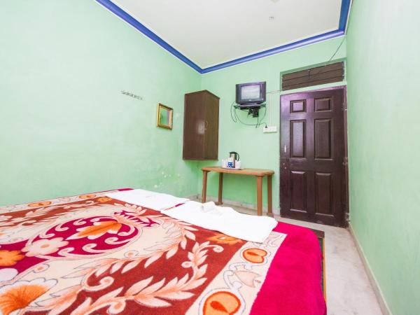 Hotel Moon Light Palace : photo 2 de la chambre chambre double ou lits jumeaux avec salle de bains commune