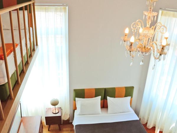 City Circus Athens : photo 7 de la chambre chambre quadruple supérieure