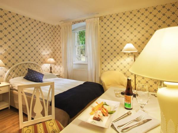 Åkeshofs Slott : photo 2 de la chambre chambre standard lit queen-size