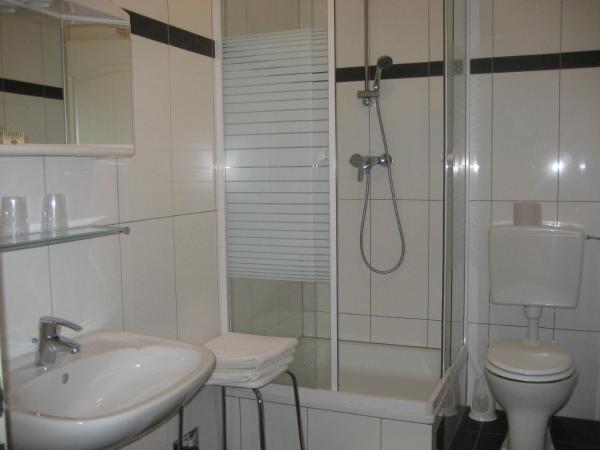 Pension Schottentor : photo 7 de la chambre chambre double