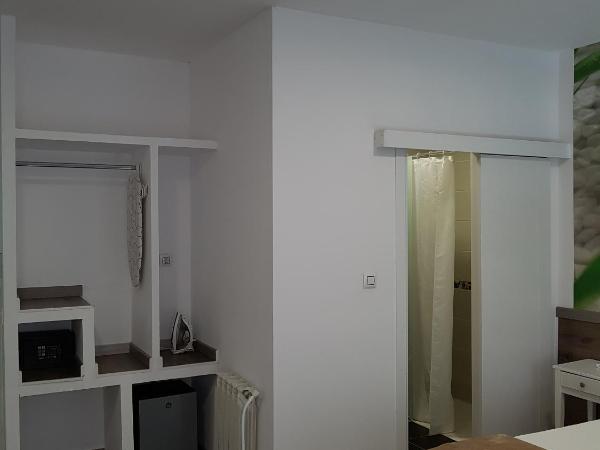 Hostal Madrid Star : photo 3 de la chambre suite standard