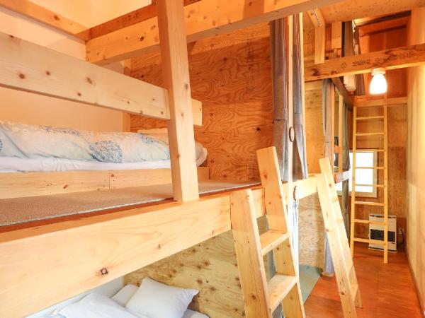 SappoLodge : photo 2 de la chambre 1 bed in 6-bed male dormitory room