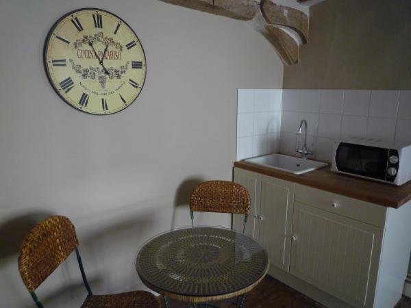 Villa Roma B&B : photo 4 de la chambre suite