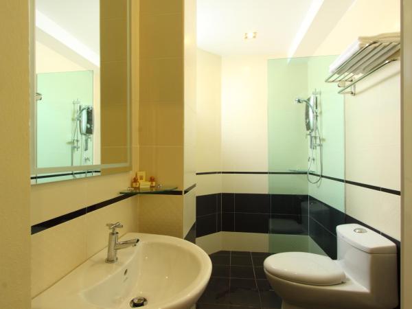 Seasons View Hotel : photo 4 de la chambre chambre triple standard