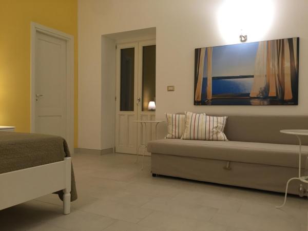 Resort Villa Isola B&B : photo 3 de la chambre chambre double deluxe avec balcon