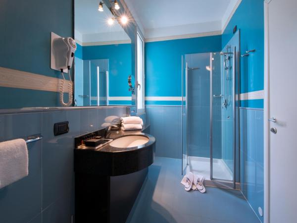 CDH Hotel La Spezia : photo 5 de la chambre chambre double ou lits jumeaux